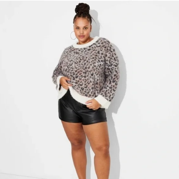 NWT Wild Fable Cozy Oversized Leopard Print Crewneck Sweater - Picture 3 of 8